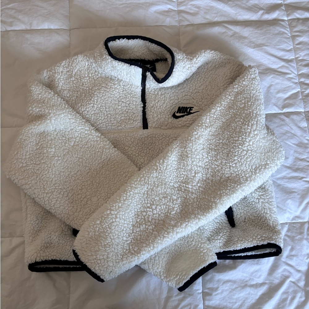 Nike White Sherpa Pullover 1/4 Zip S